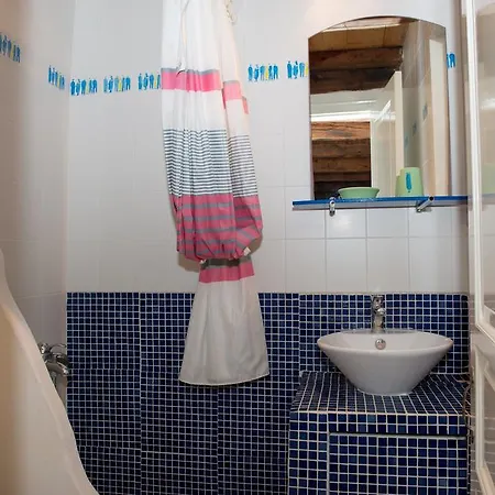 Psilalonia : Chambres D'hotes De Charme Sur L'ile De Leros Drymonas